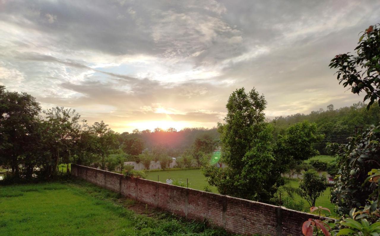 Sun N Soil Backpacker Hostel Lachhiwala 외부 사진